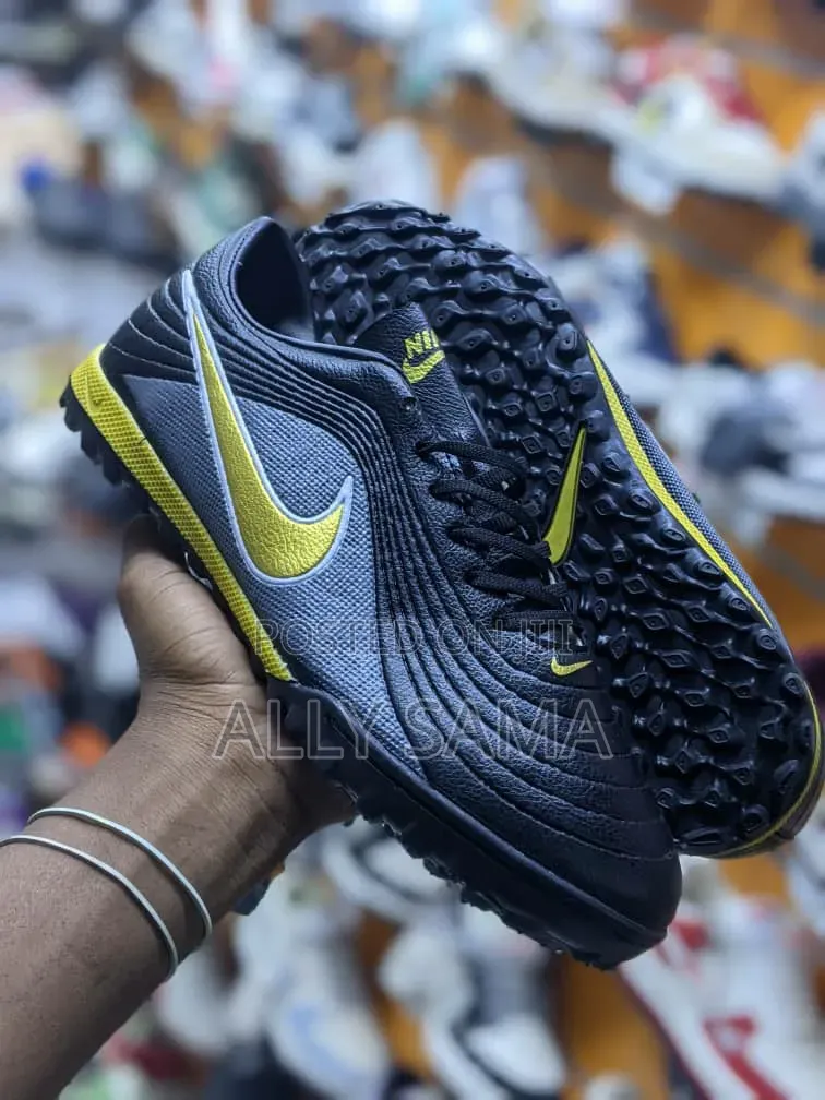 New Trainer Boots Nike