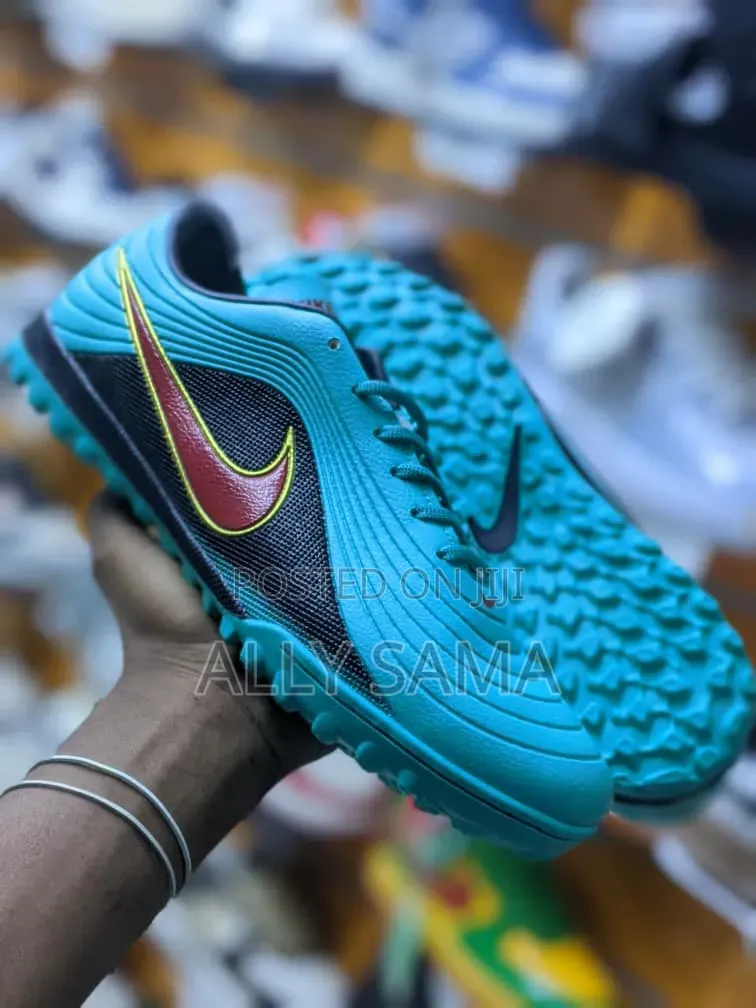New Trainer Boots Nike