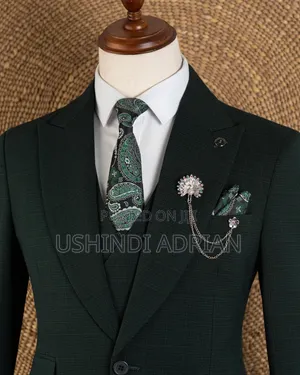 Gentlemen's Signature Suit heavy Cotton Suitthree Pieces