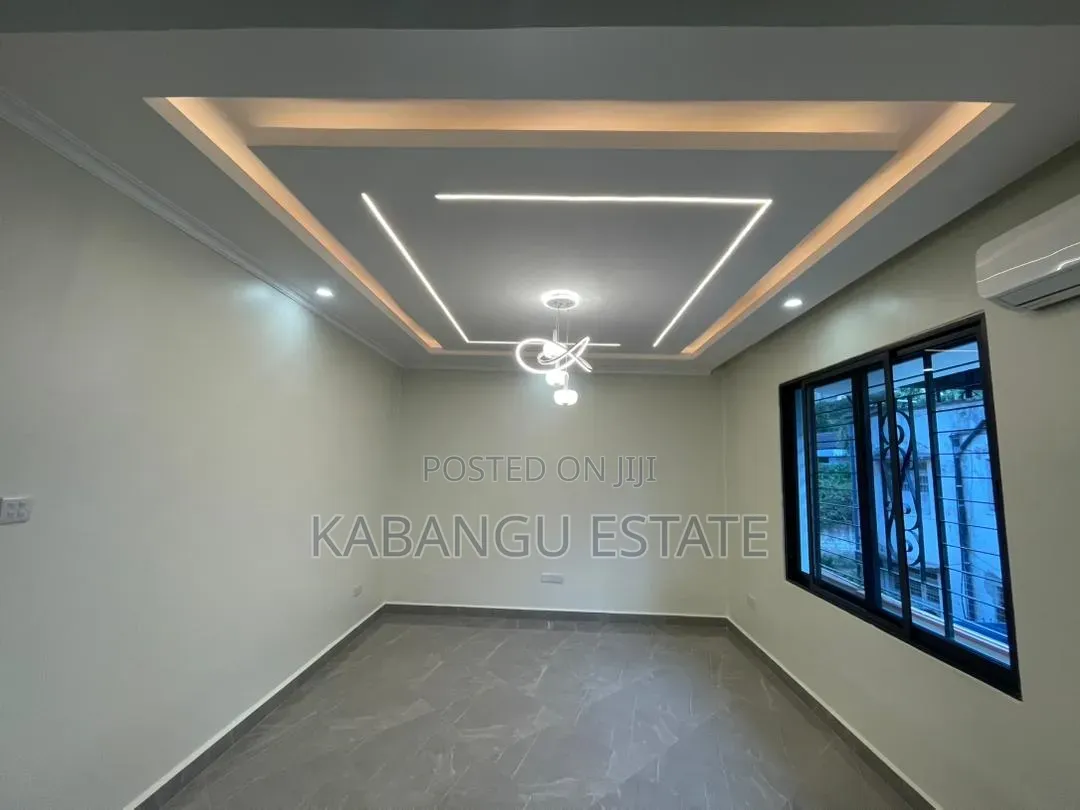 3bdrm Apartment in Upanga for rent