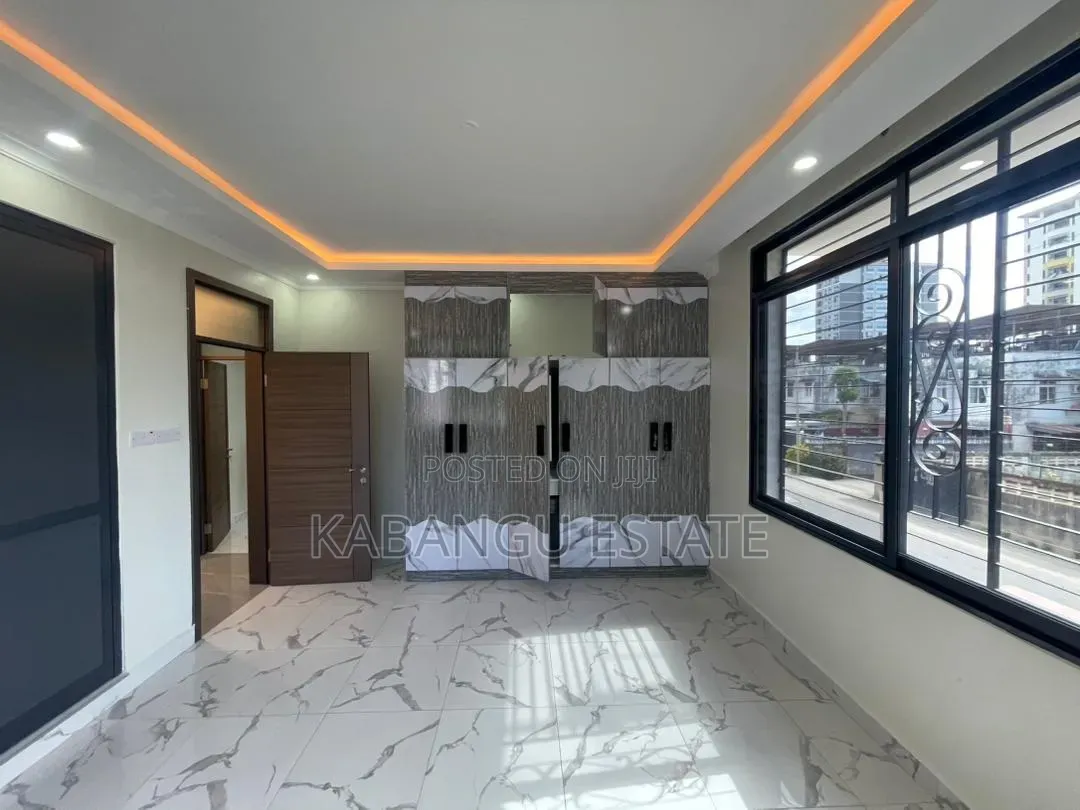 3bdrm Apartment in Upanga for rent