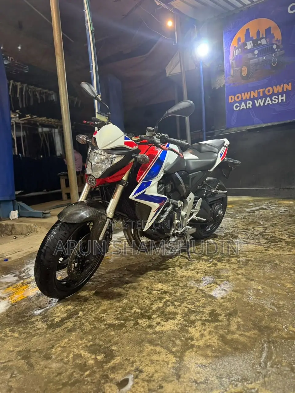 Honda CB 2017 White