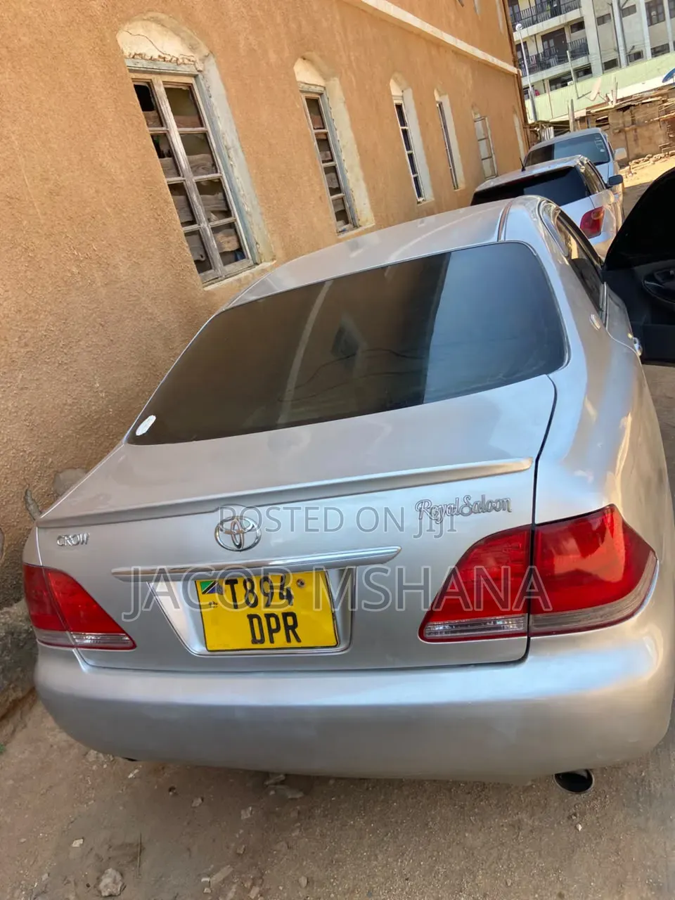 Toyota Crown 2002 White