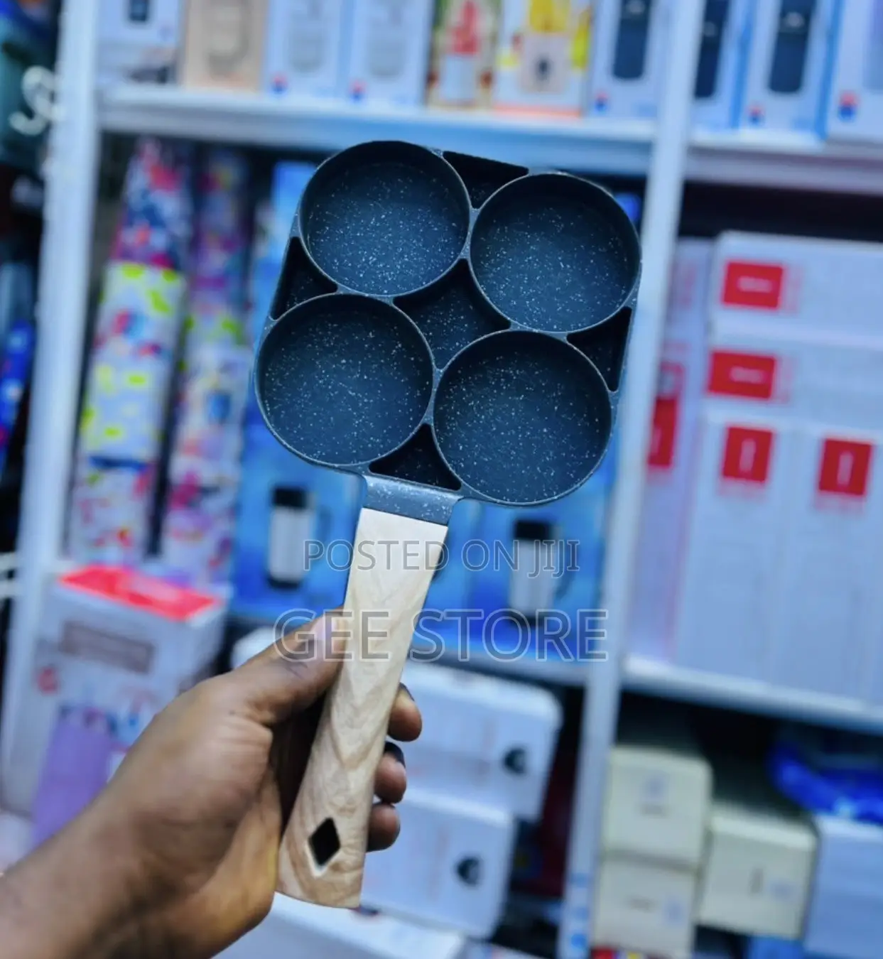 A 4-Hole Non-Stick Frying Pan