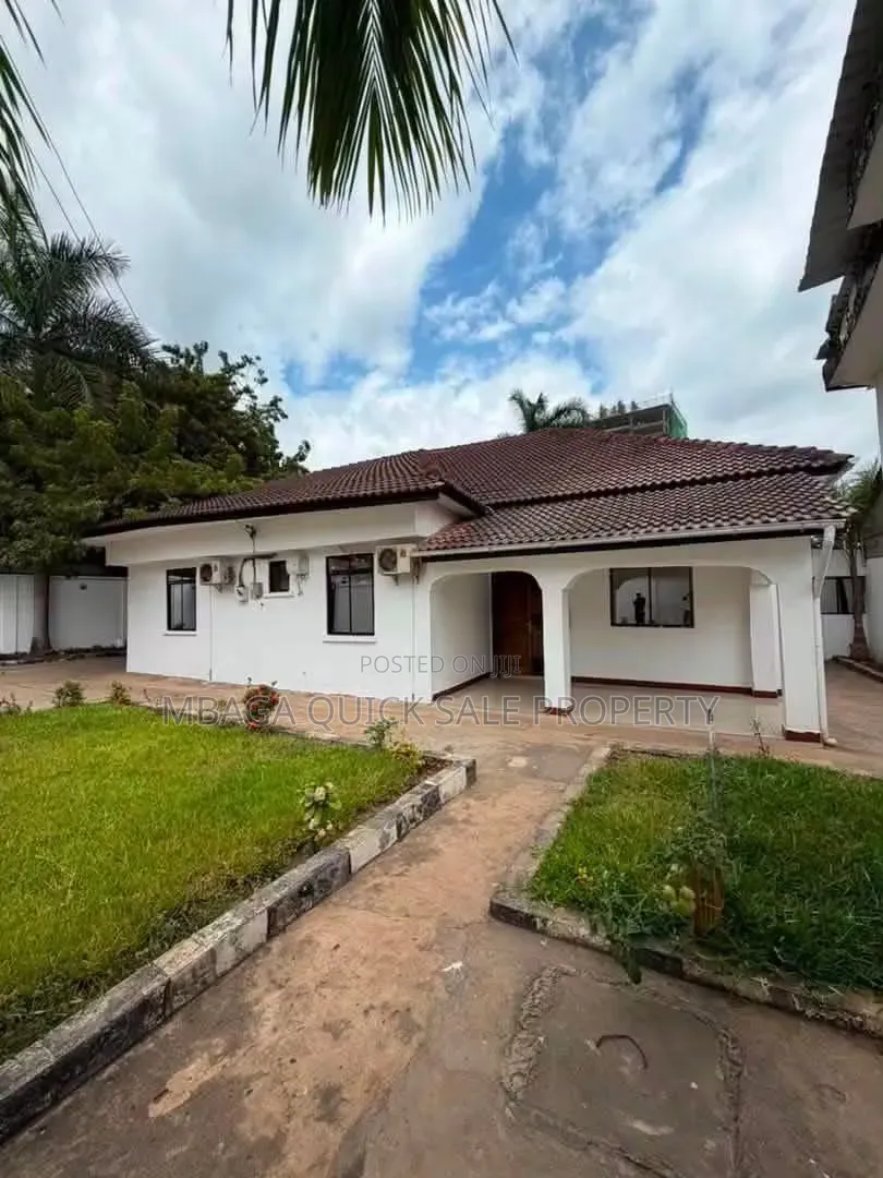 4bdrm House in Masaki for rent