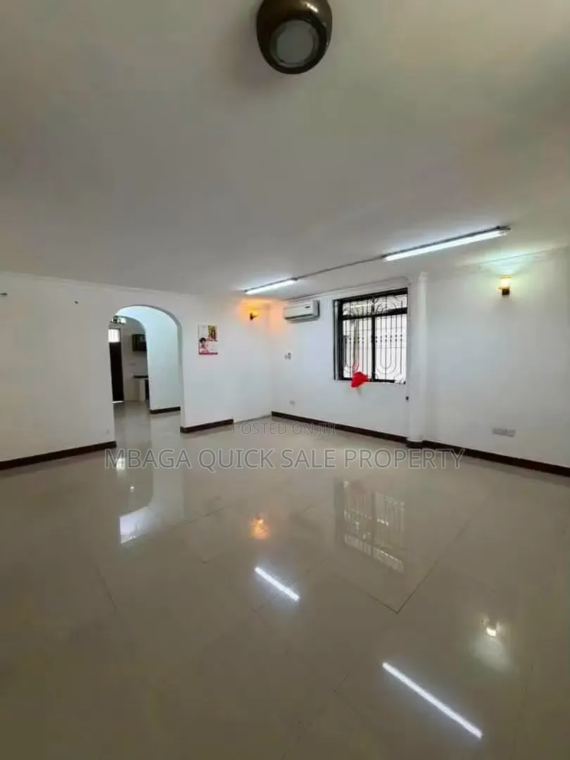 4bdrm House in Masaki for rent