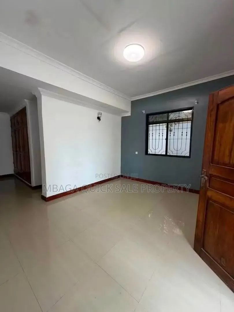 4bdrm House in Masaki for rent