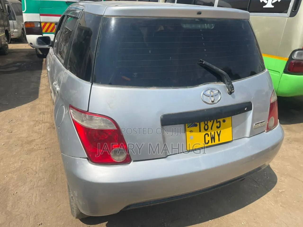Toyota IST 2003 Silver