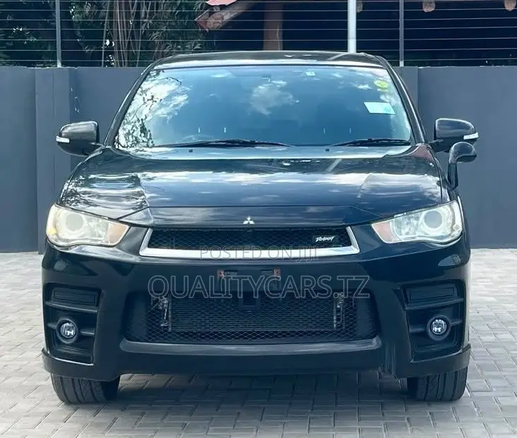 Mitsubishi Outlander 2010 Black