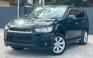 Mitsubishi Outlander 2010 Black