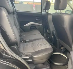 Mitsubishi Outlander 2010 Black