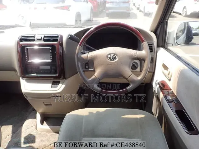 Toyota Grand HiAce 2000 Pearl