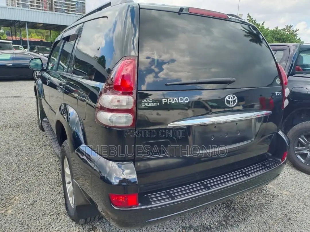 Toyota Land Cruiser Prado 2006 Black