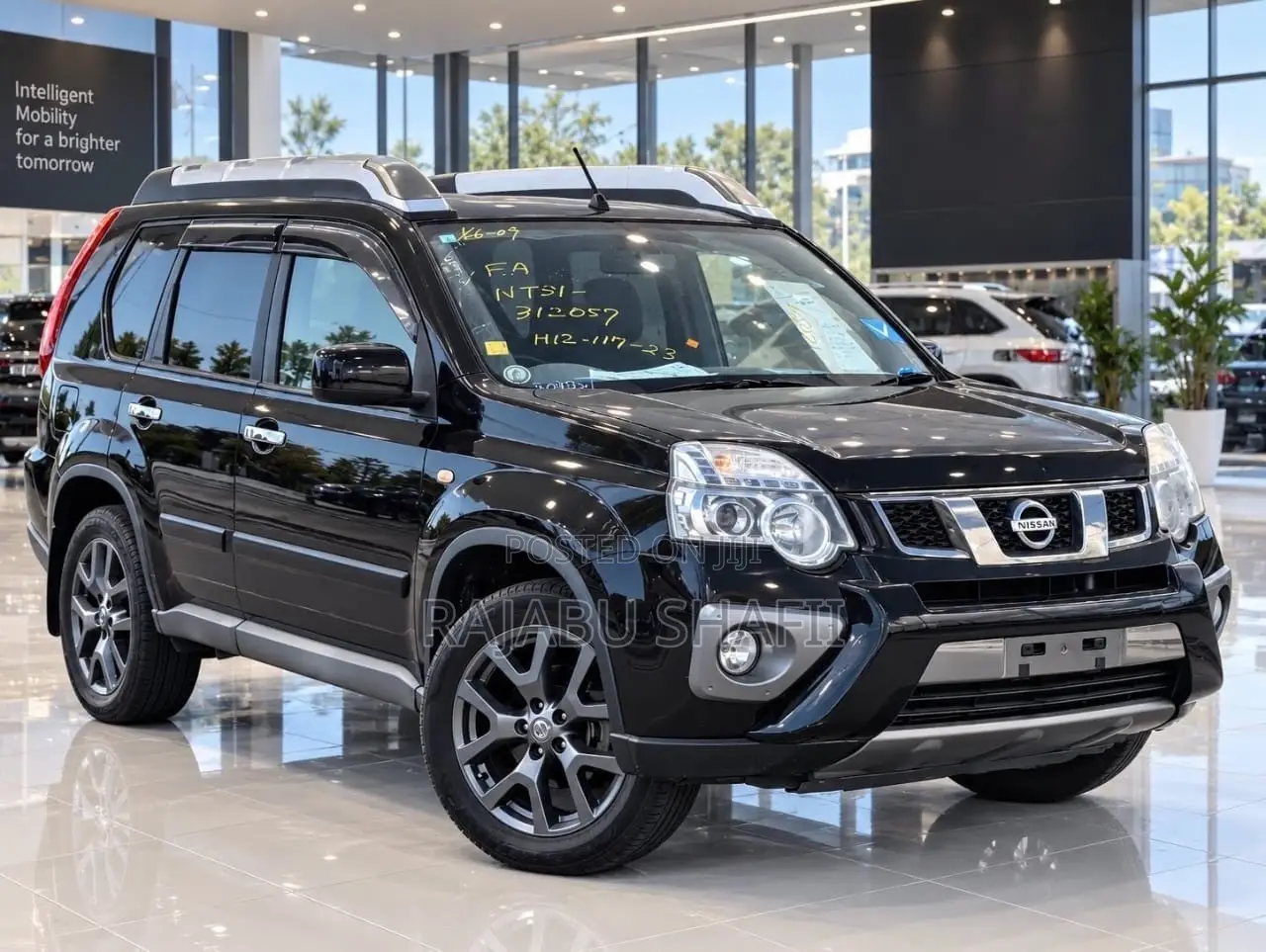 Nissan X-Trail 2.0 Petrol AWD 2013 Black