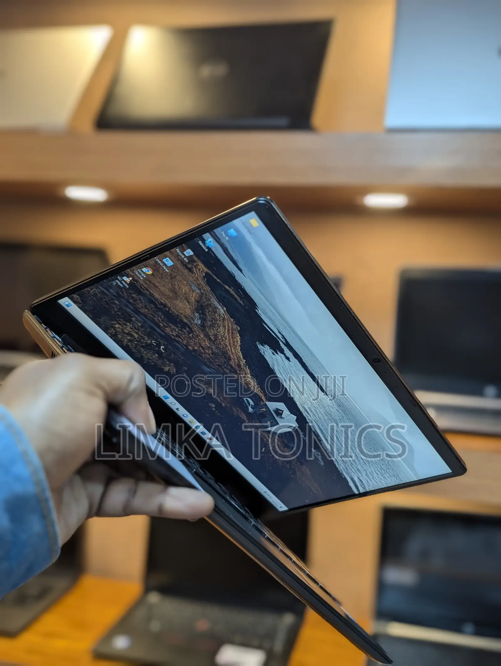 New Laptop NEC 8GB Intel Core i5 SSD 128GB