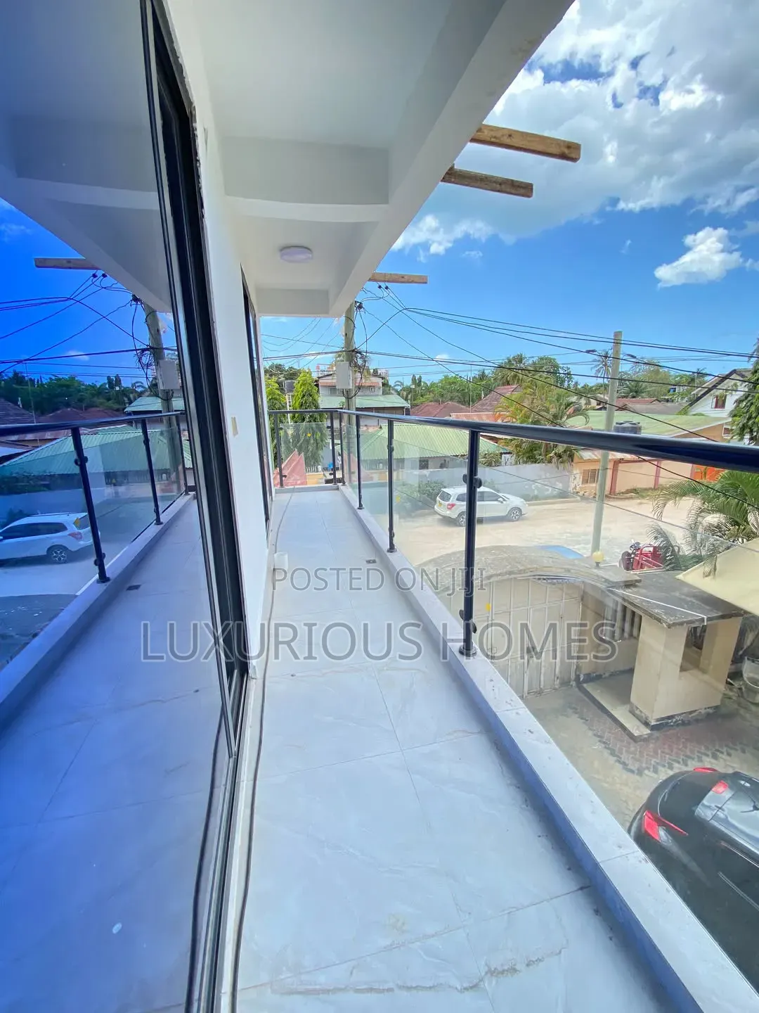 Furnished 3bdrm Apartment in Mikocheni for sale