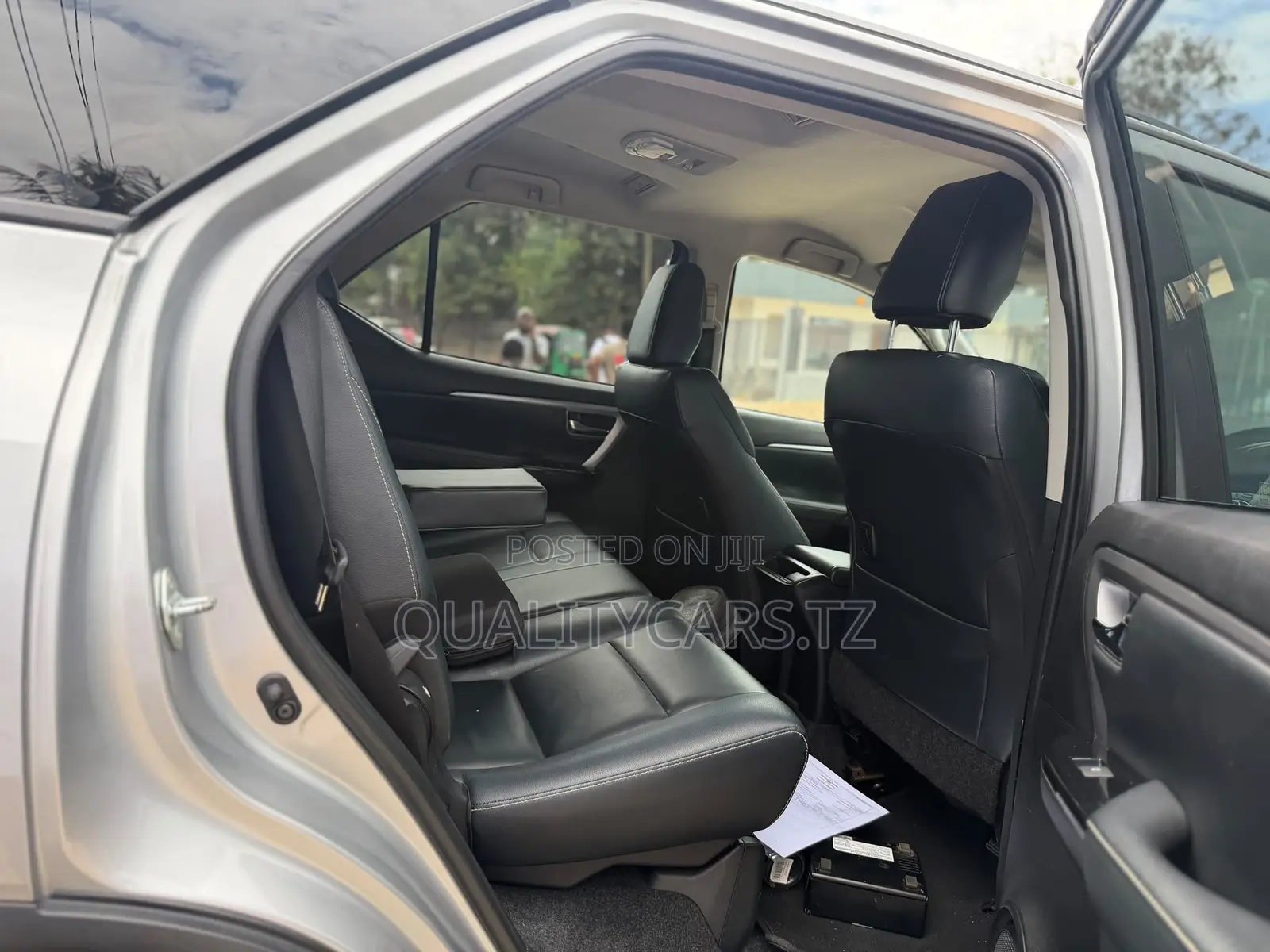 Toyota Fortuner 2024 Silver