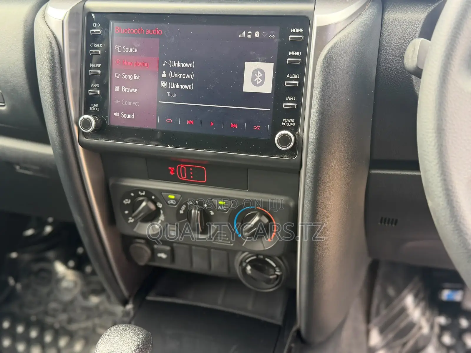 Toyota Fortuner 2024 Silver