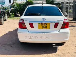 Toyota Premio 2005 White