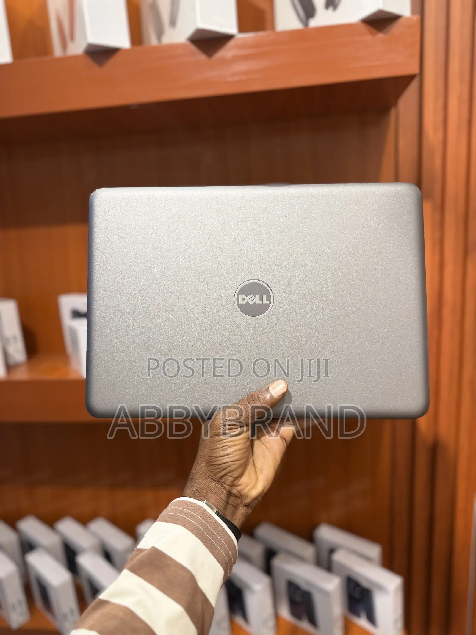Laptop Dell Latitude 3380 4GB Intel Core i3 HDD 500GB