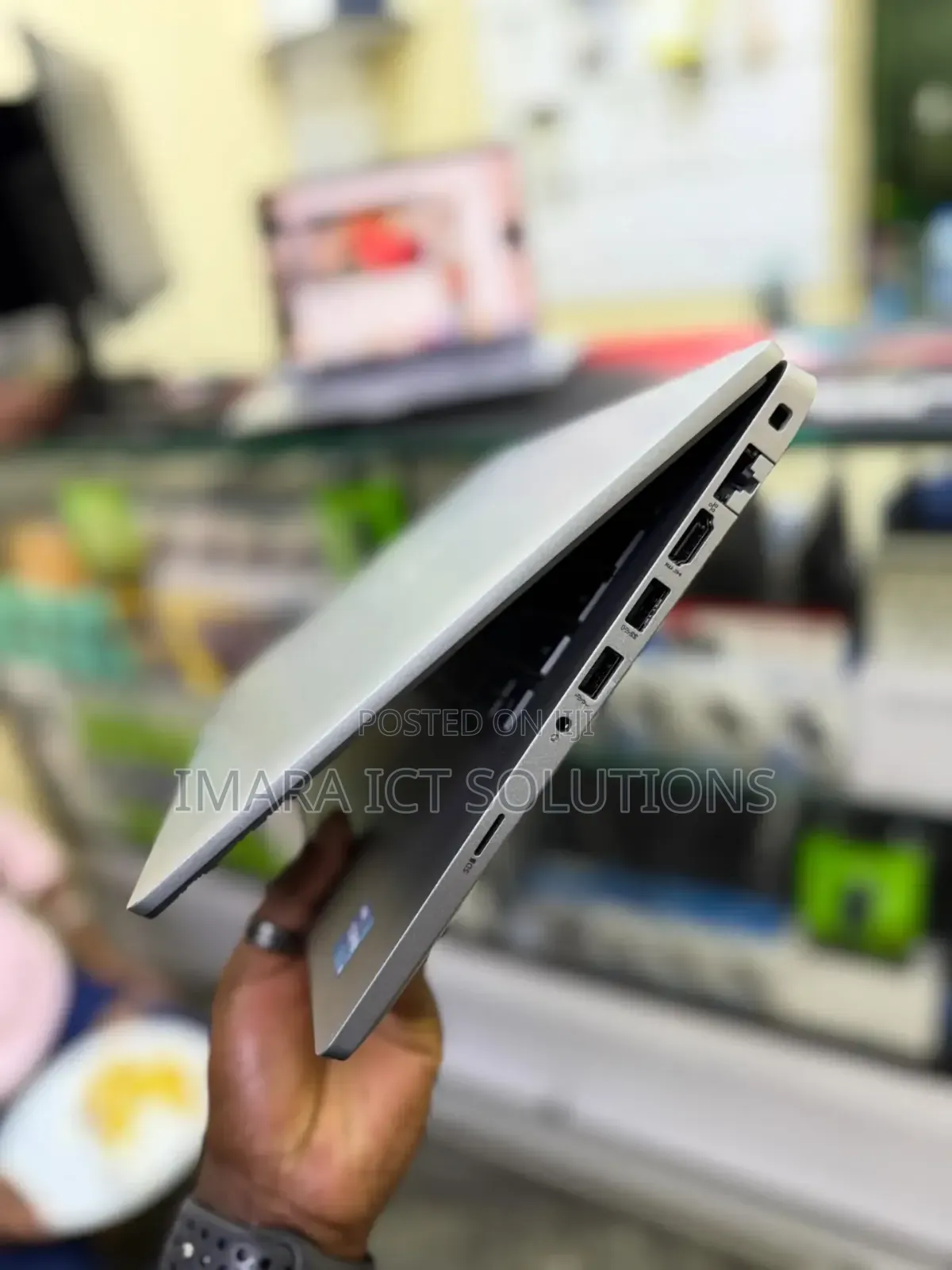 Laptop Dell Latitude 3310 8GB Intel Core i3 SSD 256GB