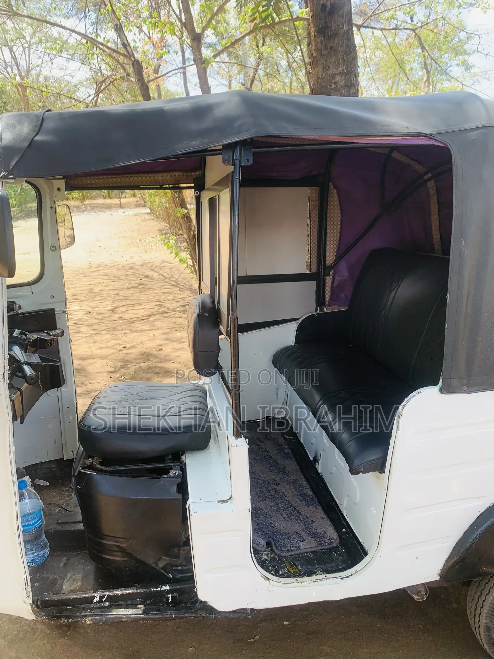 Bajaj RE 2006