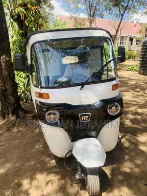 Bajaj RE 2006
