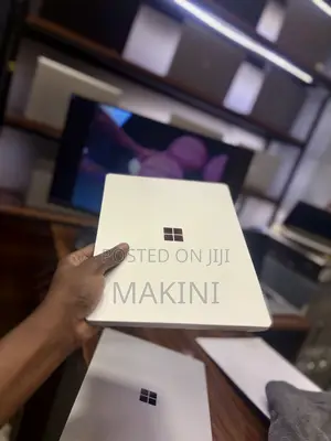 Laptop Microsoft Surface Go 8GB Intel Core i5 SSD 256GB