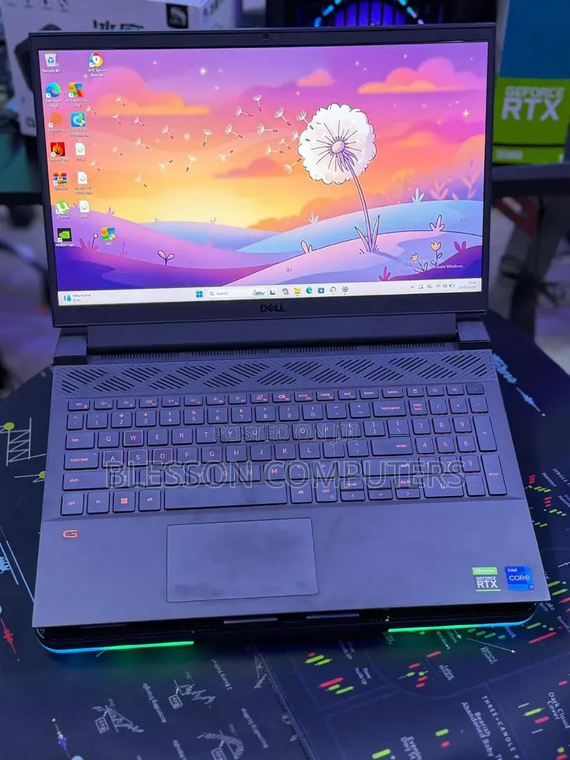 Laptop Dell G15 5520 16GB Intel Core i7 SSD 512GB
