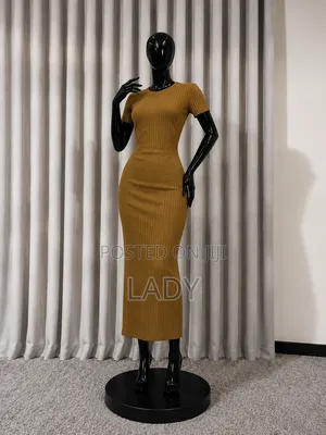 R B Mustard Ribbed Bodycon Mid-Calf Dress – Size M
