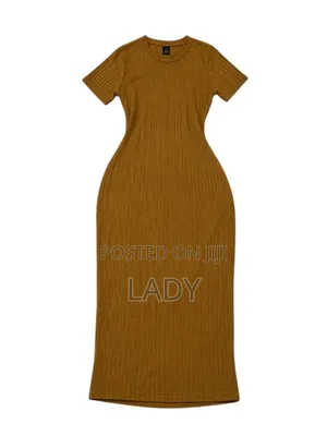 R B Mustard Ribbed Bodycon Mid-Calf Dress – Size M