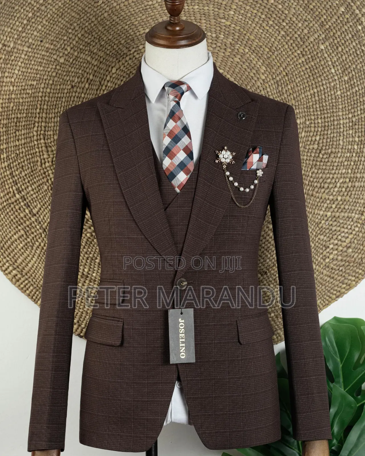 Suti Ya Kifahari Ya Vipande Vitatu (Joselino Luxury Cocoa Brown Suit)