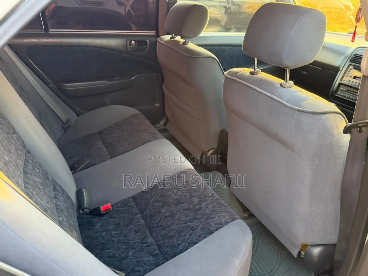 Toyota Carina 1.5 FWD Sedan 2001 Silver