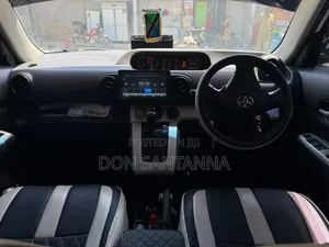 Toyota Corolla Rumion 2011 White