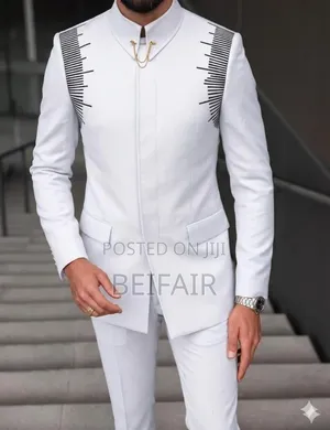 White Stylish Kaunda