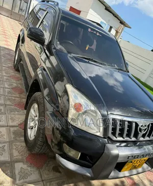 Toyota Land Cruiser Prado 2005 Black