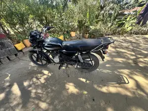 Bajaj Boxer 125 2022 Black