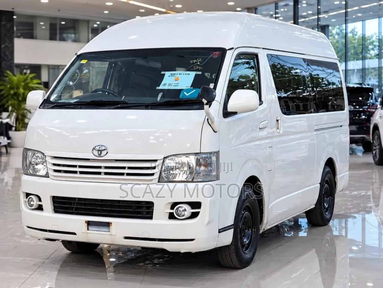 Toyota Quantum 2005 White
