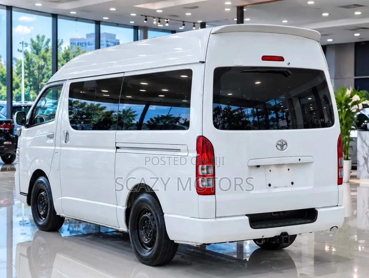 Toyota Quantum 2005 White
