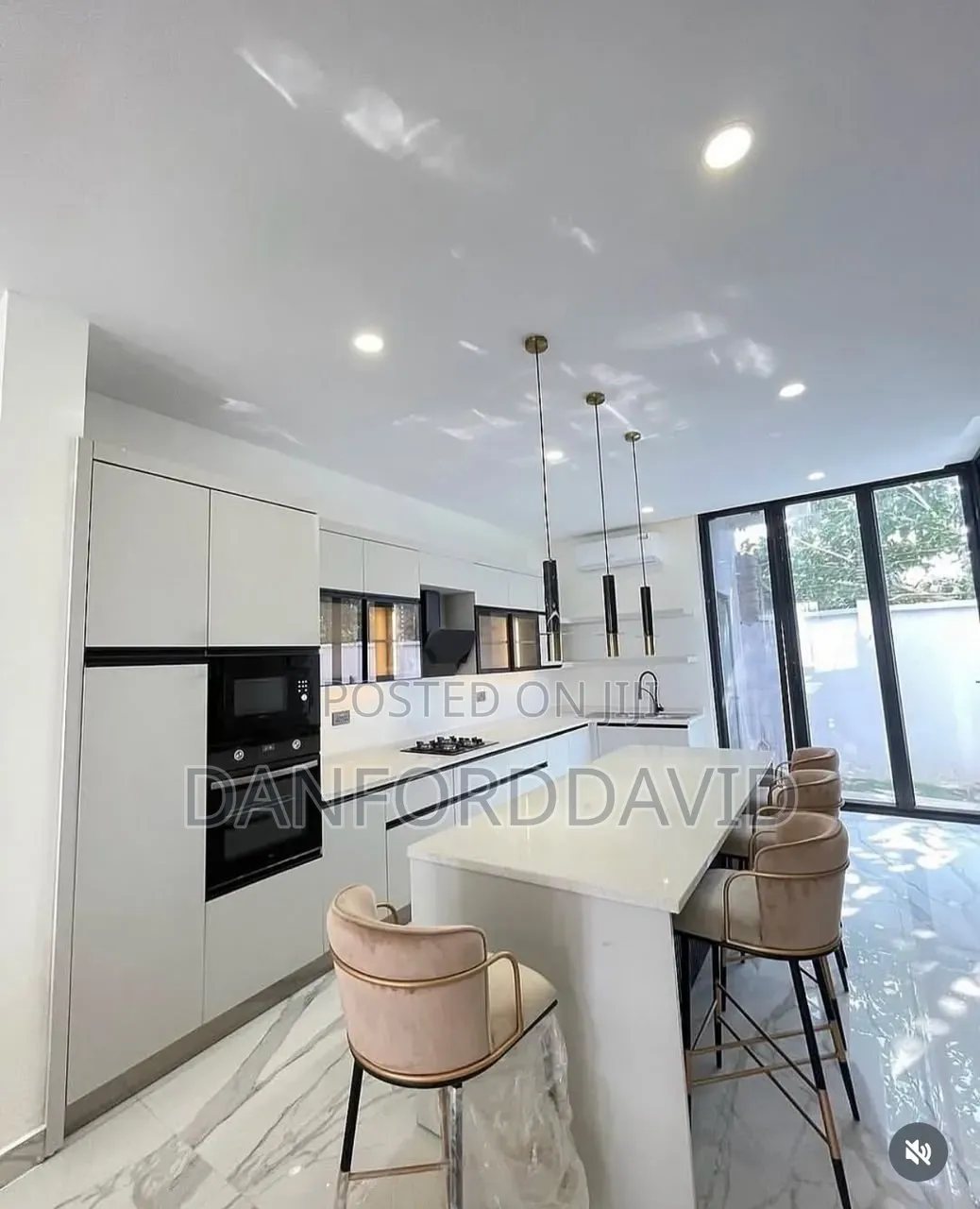 Furnished 5bdrm House in Kahwa Real Estate, Masaki for rent