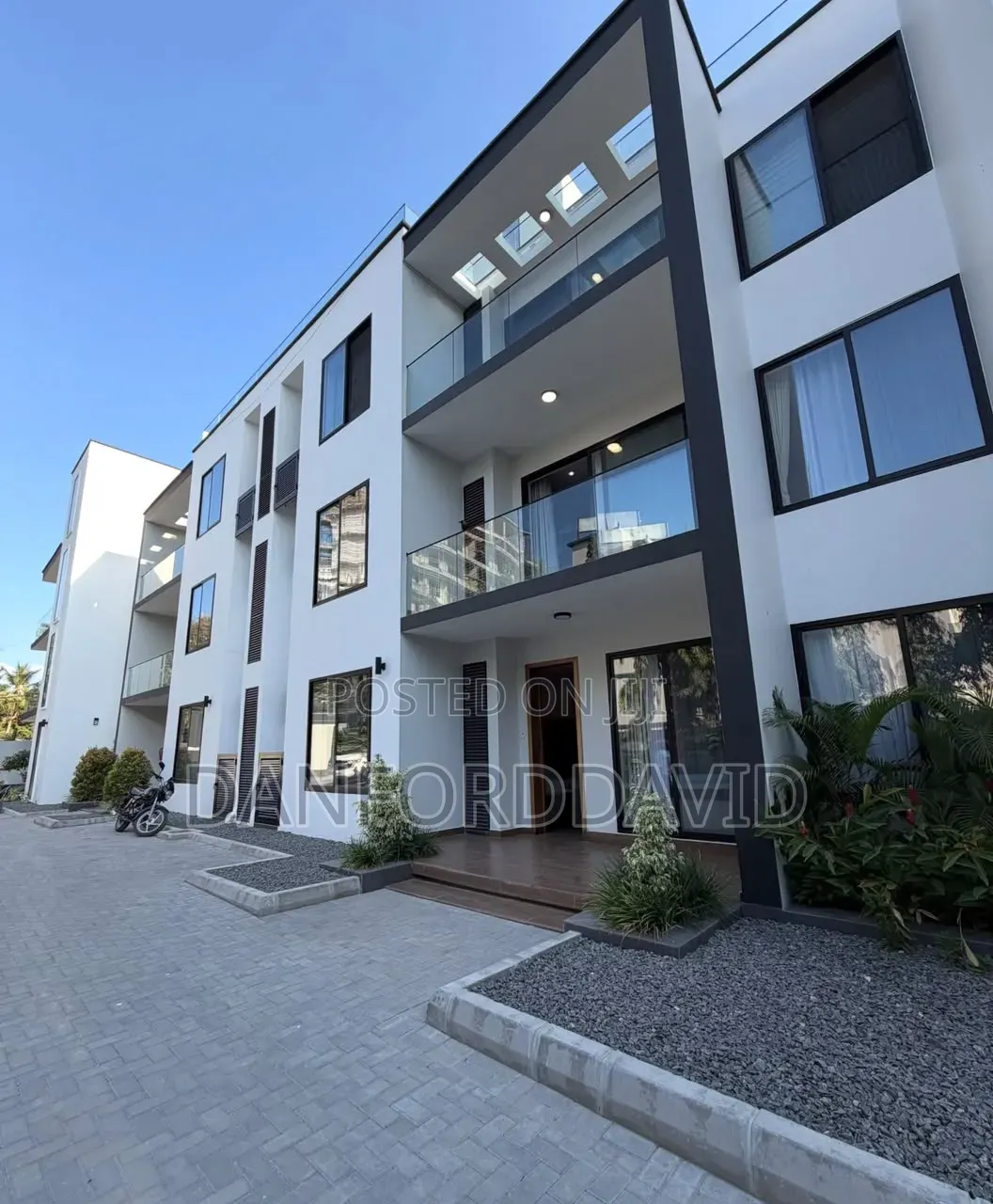 Furnished 5bdrm House in Kahwa Real Estate, Masaki for rent
