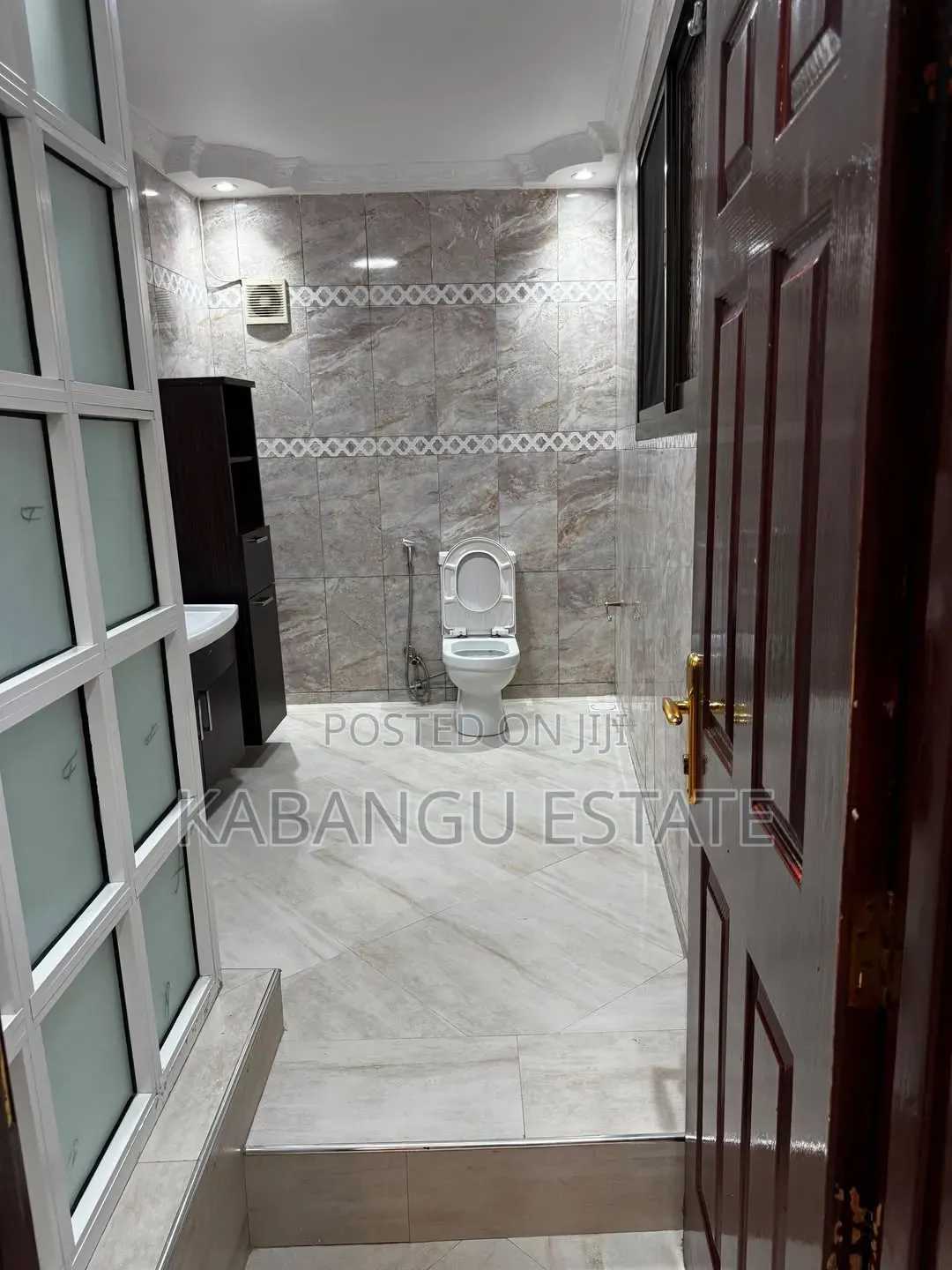 Furnished 3bdrm Apartment in Upanga for rent