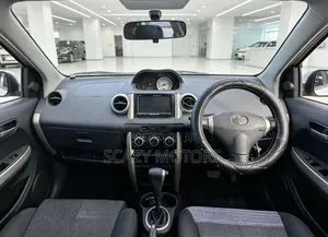 Toyota IST 2004 White