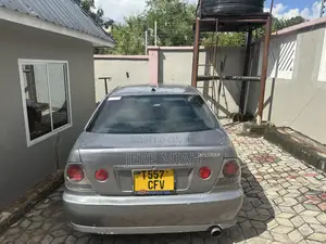 Toyota Altezza 2000 Gray