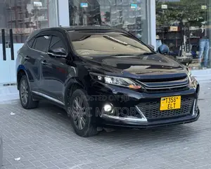 Toyota Harrier 2.0 2014 Black