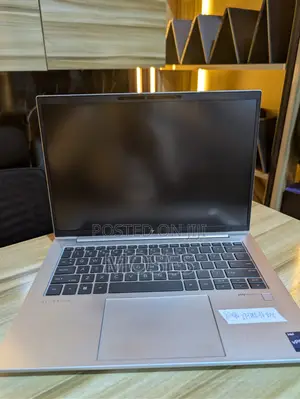 Laptop HP EliteBook 840 G10 16GB Intel Core i7 SSD 512GB