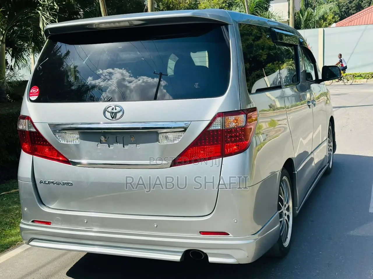 Toyota Alphard 2.4 Petrol FWD 2009 Silver