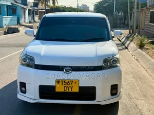 Toyota Corolla Rumion Hatchback 1.5 FWD 2007 White