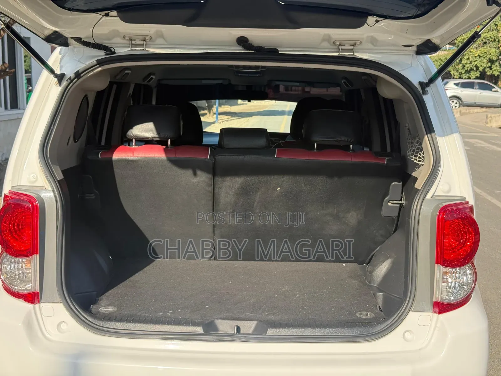 Toyota Corolla Rumion Hatchback 1.5 FWD 2007 White