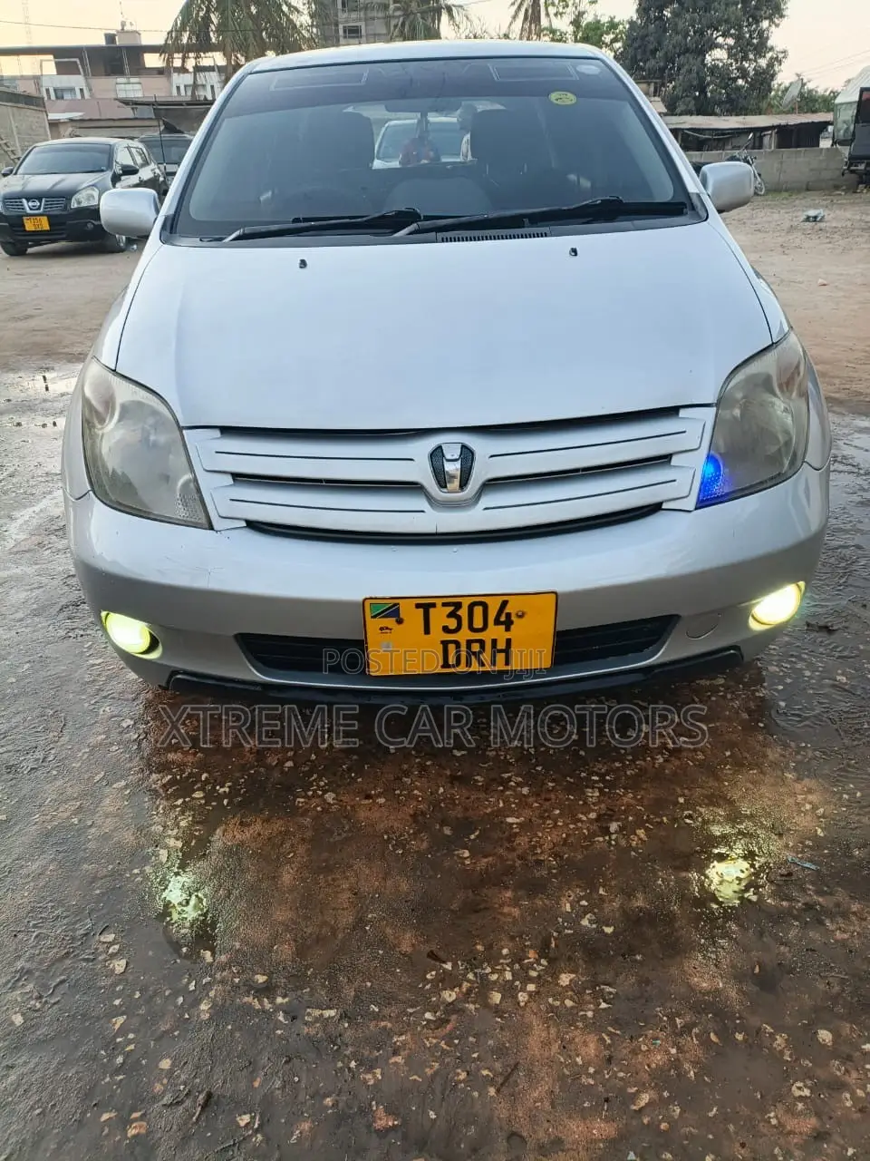 Toyota IST 2003 Silver